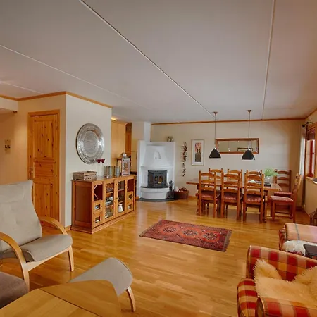 Perfectly Located-close To Slopes And Hiking Trails