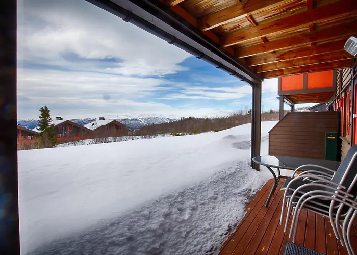 Perfectly Located-close To Slopes And Hiking Trails Beitostolen